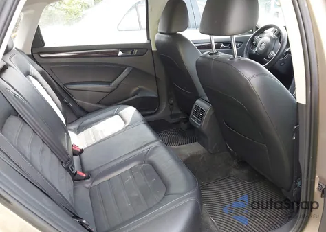 2015 Volkswagen Passat 2.0L Tdi Sel Premium from USA, damaged, VIN 1VWCV7A31FC033271